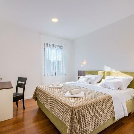 Rooms K&T sea side luxury Pula Extérieur photo